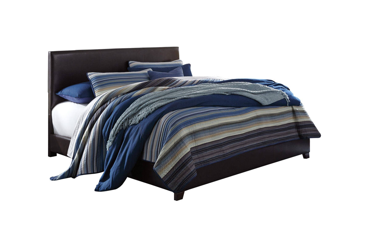 King Upholstered Panel Bed B31696