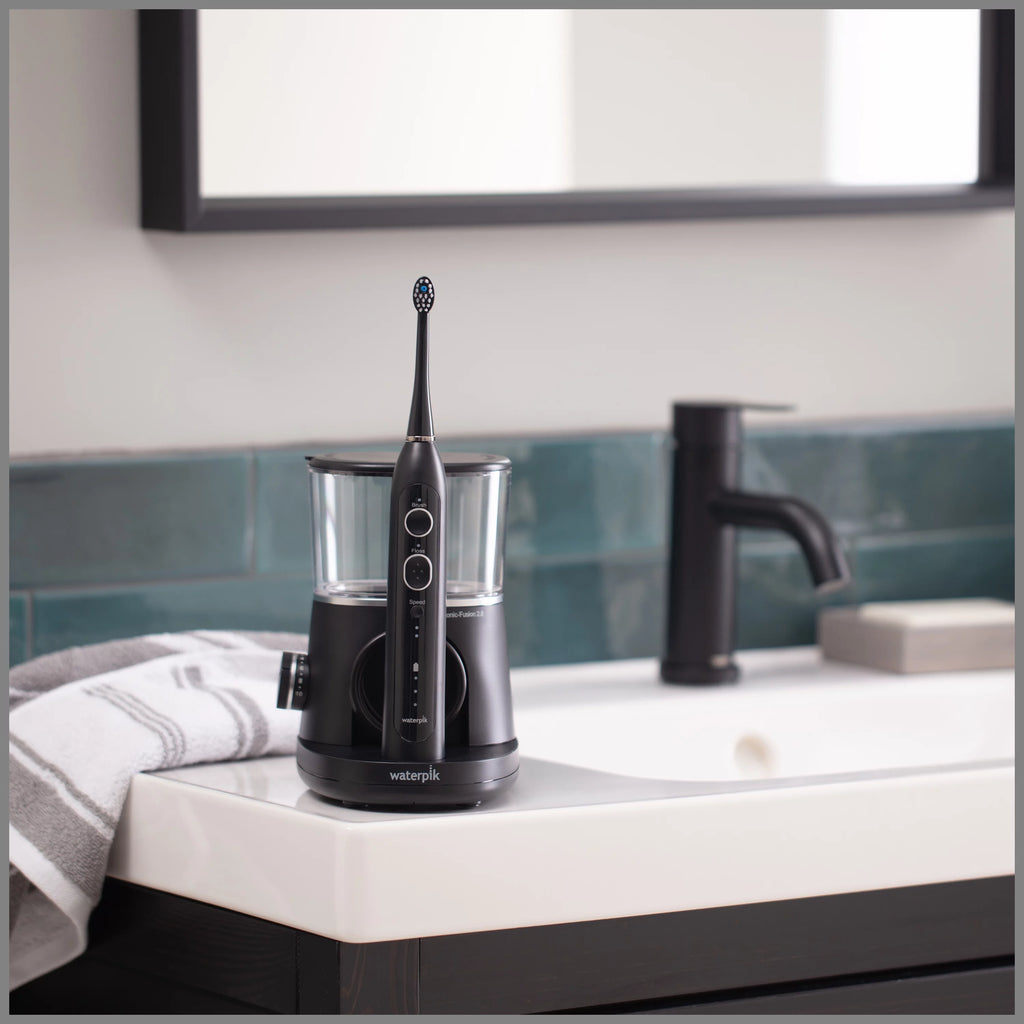 Black Electric Toothbrush and Water Flosser Combo O29419