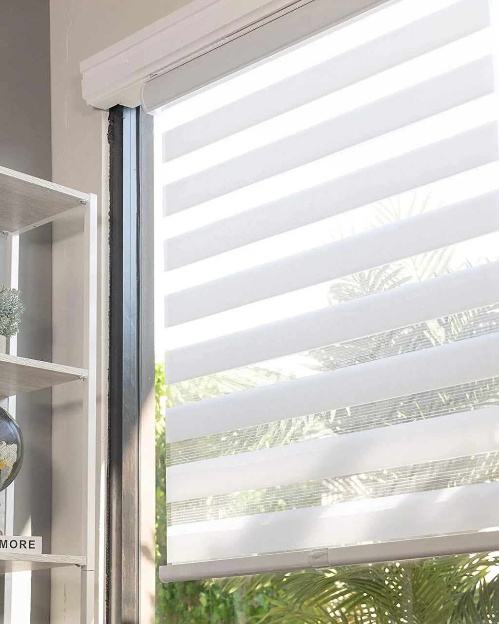 Zebra Roller Shade, Light Filtering, 45"W X 72"H R58663