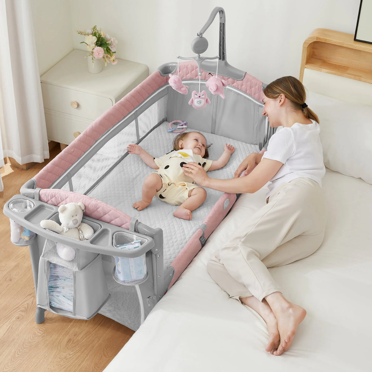 Infant Bedside Sleeper Bassinet with Wheels E8718