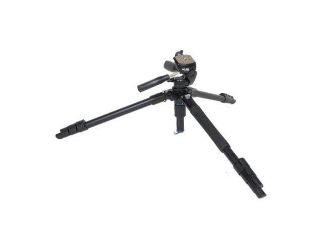 Tripod with 3-Way Pan Head, 8.8 lb Capacity I551