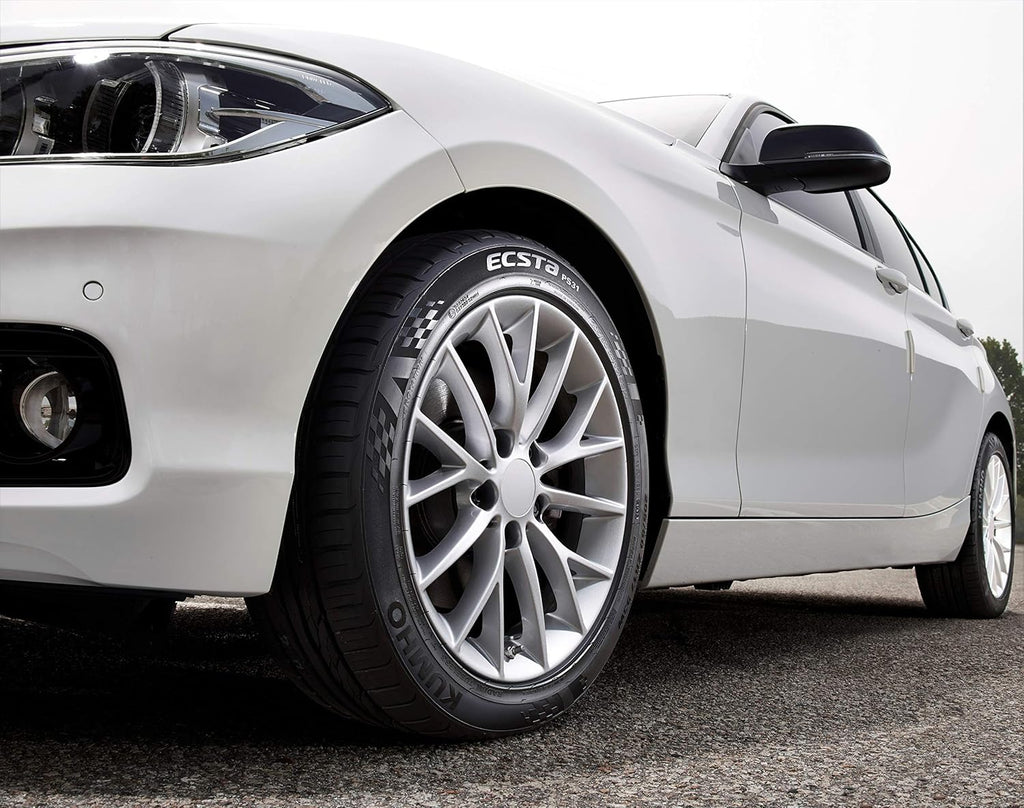 215/45R18 93W Summer Performance Tire Q5049