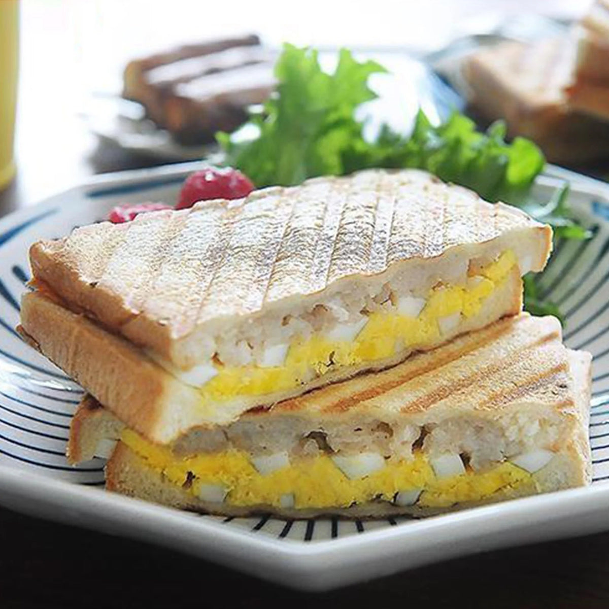 Non-stick Sandwich Maker J3751