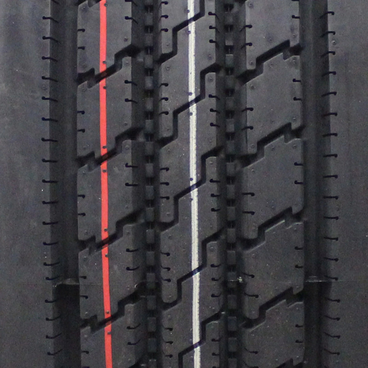 215/75R17.5 Commercial Tire D660106