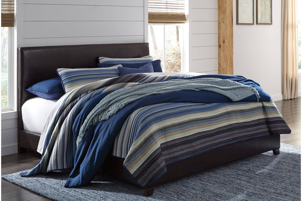 King Upholstered Panel Bed B31696