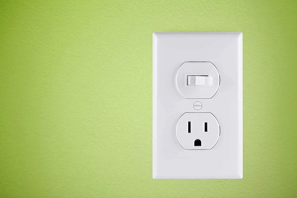 White 5 Pack Two-in-One Light Switch Outlet A424580