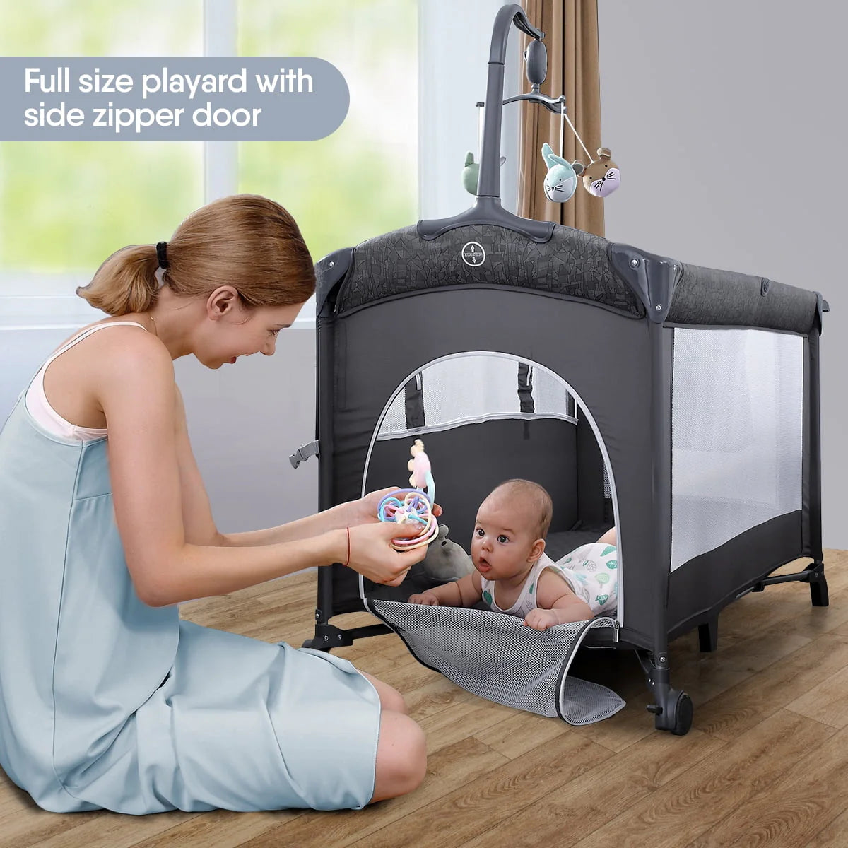 Infant Bedside Sleeper Bassinet with Wheels E8718