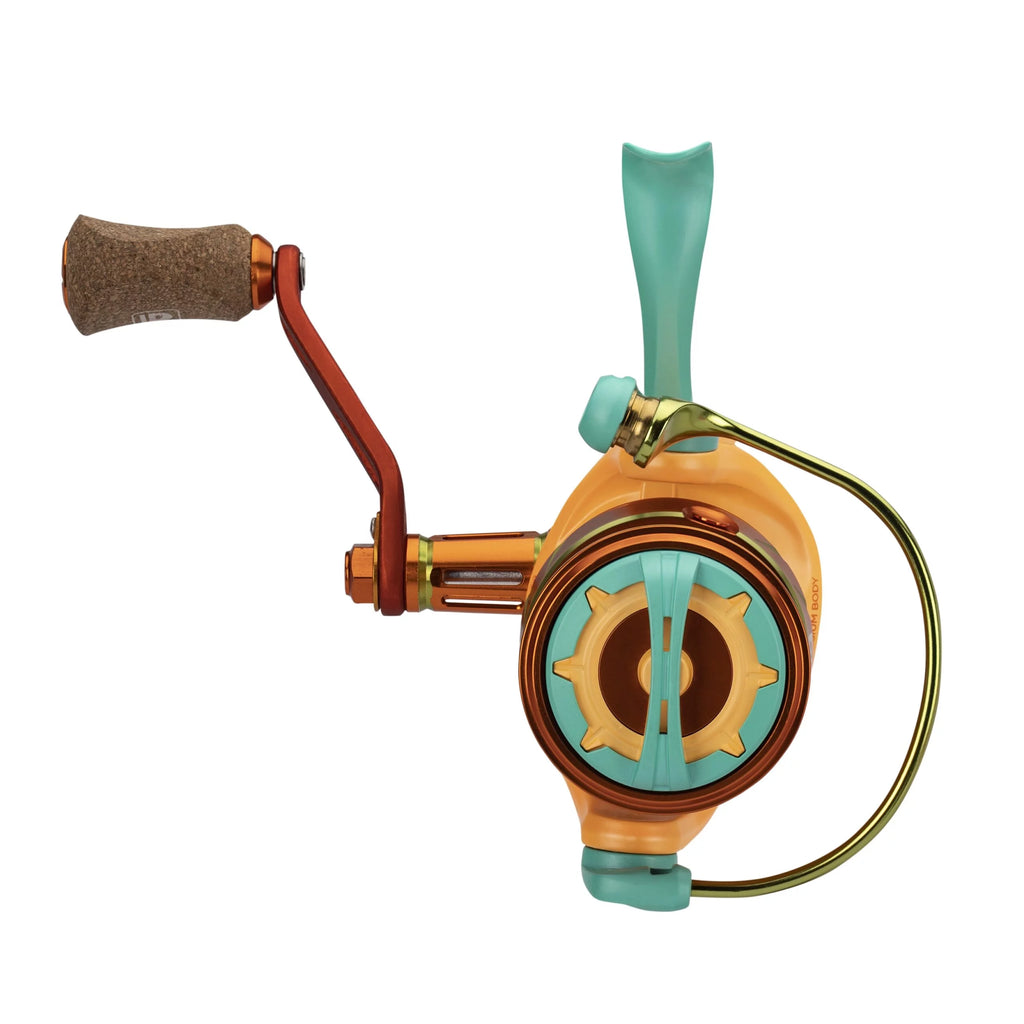 3000 Size Spinning Reel E7496