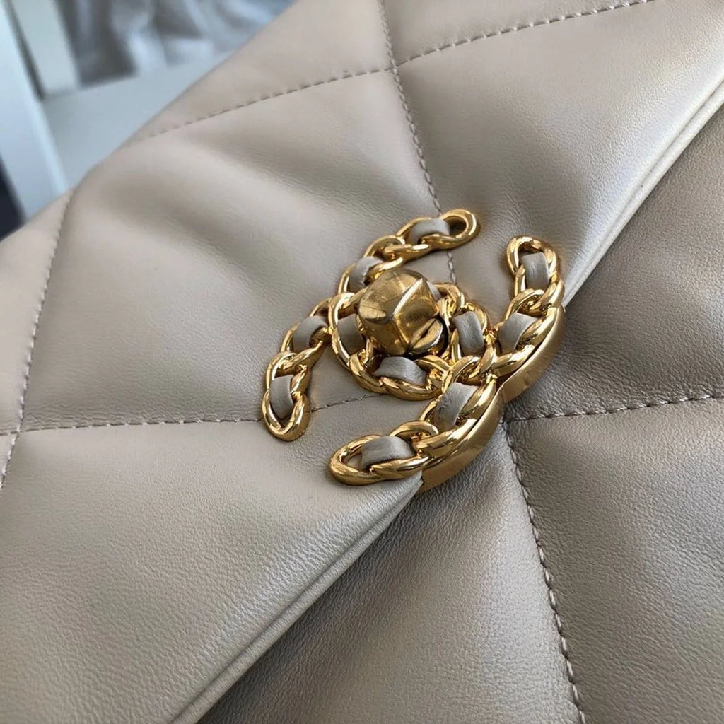 Beige Flap Bag Z89148