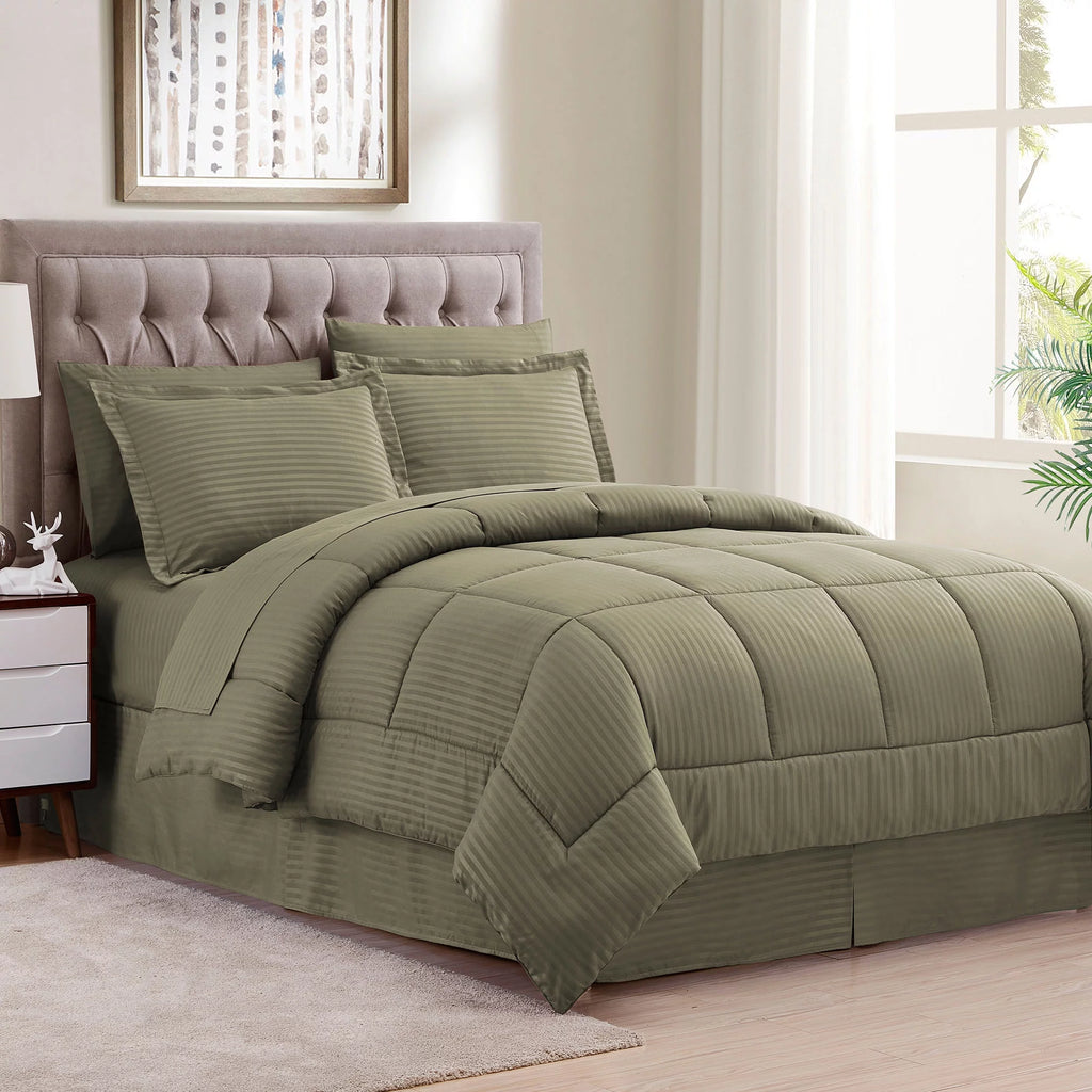 Sage 8 Piece Bed in a Bag Comforter Set King Z101191