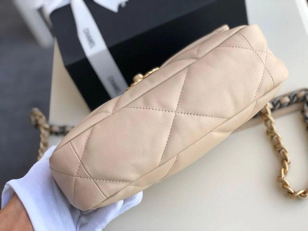 Beige Flap Bag Z89148
